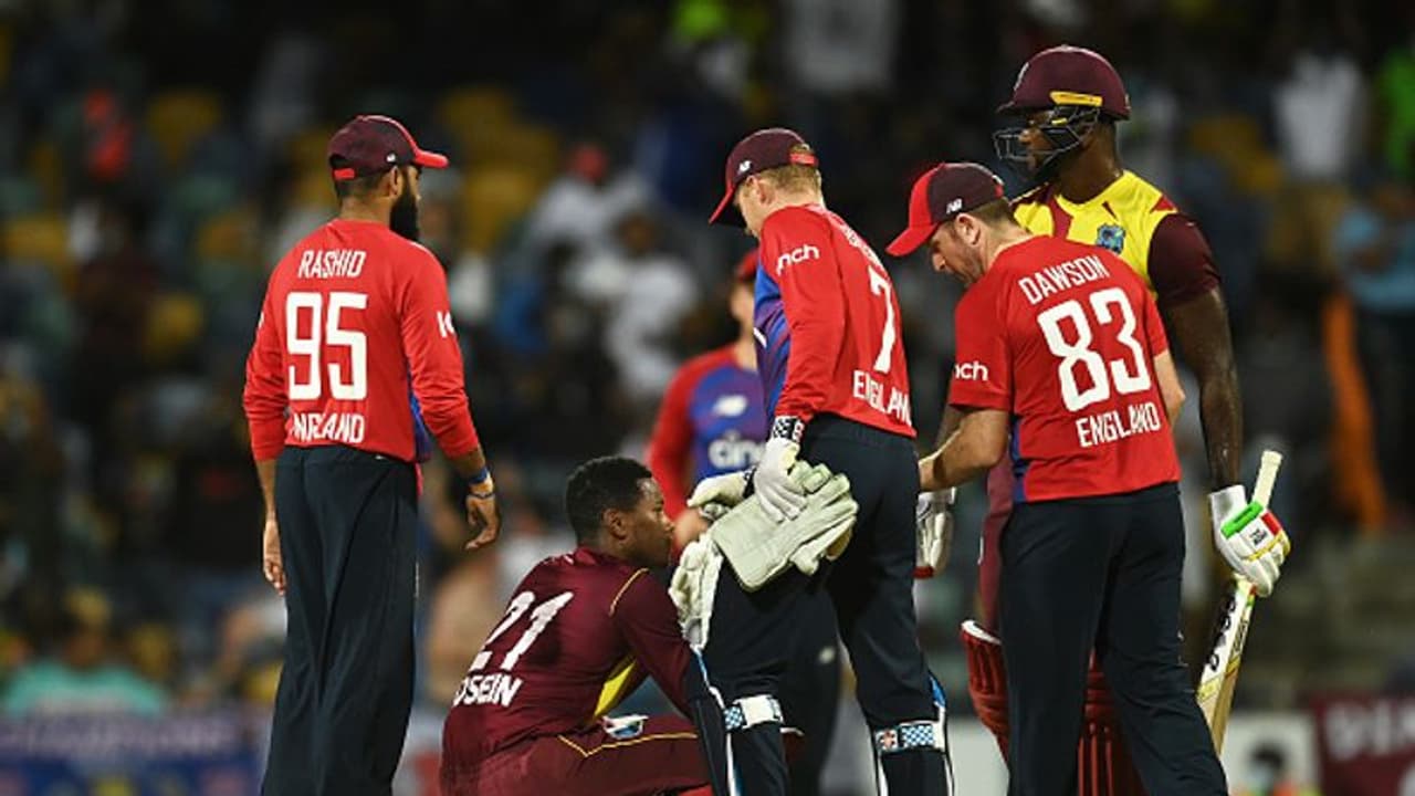 West Indies vs England:கடைசி ஓவரில் காட்டடி அடித்த அகீல் ஹுசைன்!பரபரப்பான டி20போட்டியில் இங்கி., த்ரில் வெற்றி West Indies vs England:கடைசி ஓவரில் காட்டடி அடித்த அகீல் ஹுசைன்!பரபரப்பான டி20போட்டியில் இங்கி., த்ரில் வெற்றி