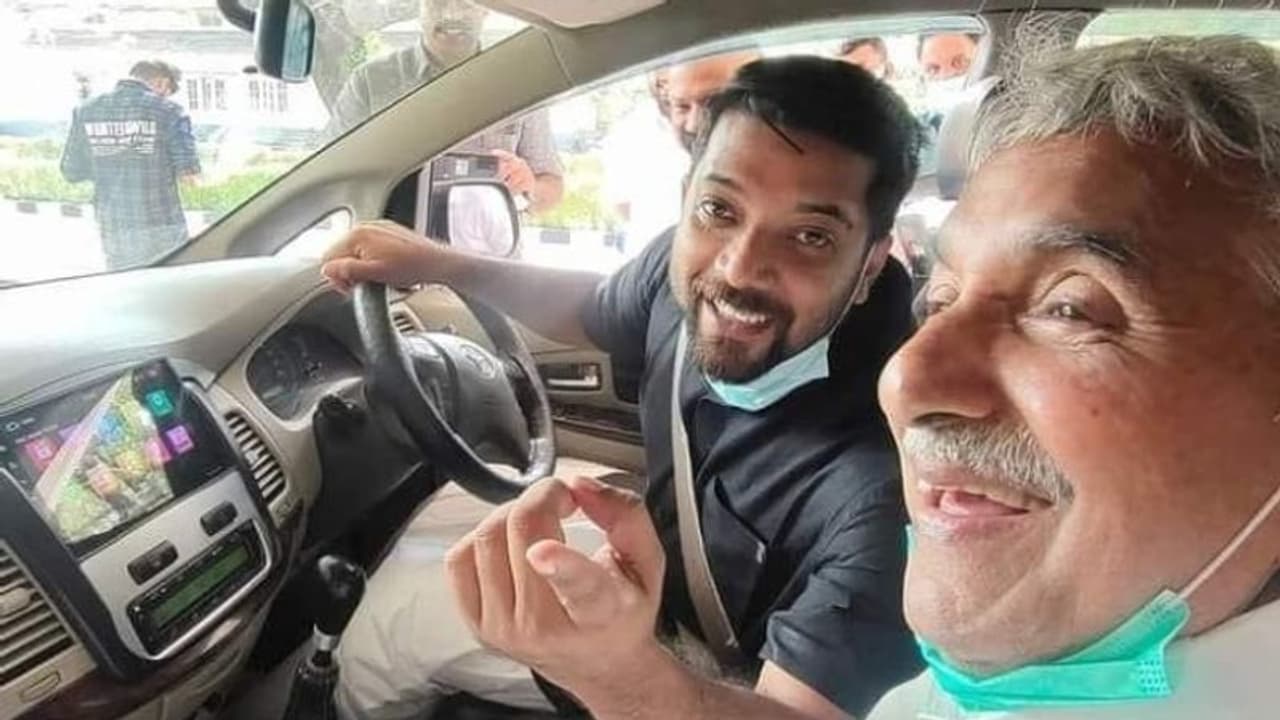 Oommen Chandy : 'വി എസ് പോലും തോറ്റ് പോകുന്ന വിധികൾ', ഉമ്മൻചാണ്ടിയുടെ വിജയത്തിൽ ഷാഫി പറമ്പിൽ