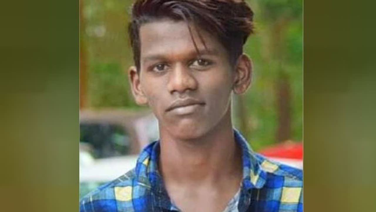 Accident : ആലപ്പുഴയിൽ യുവാക്കൾ സഞ്ചരിച്ച ബൈക്ക് നിയന്ത്രണം വിട്ട് മതിലിൽ ഇടിച്ചു, ഒരു മരണം