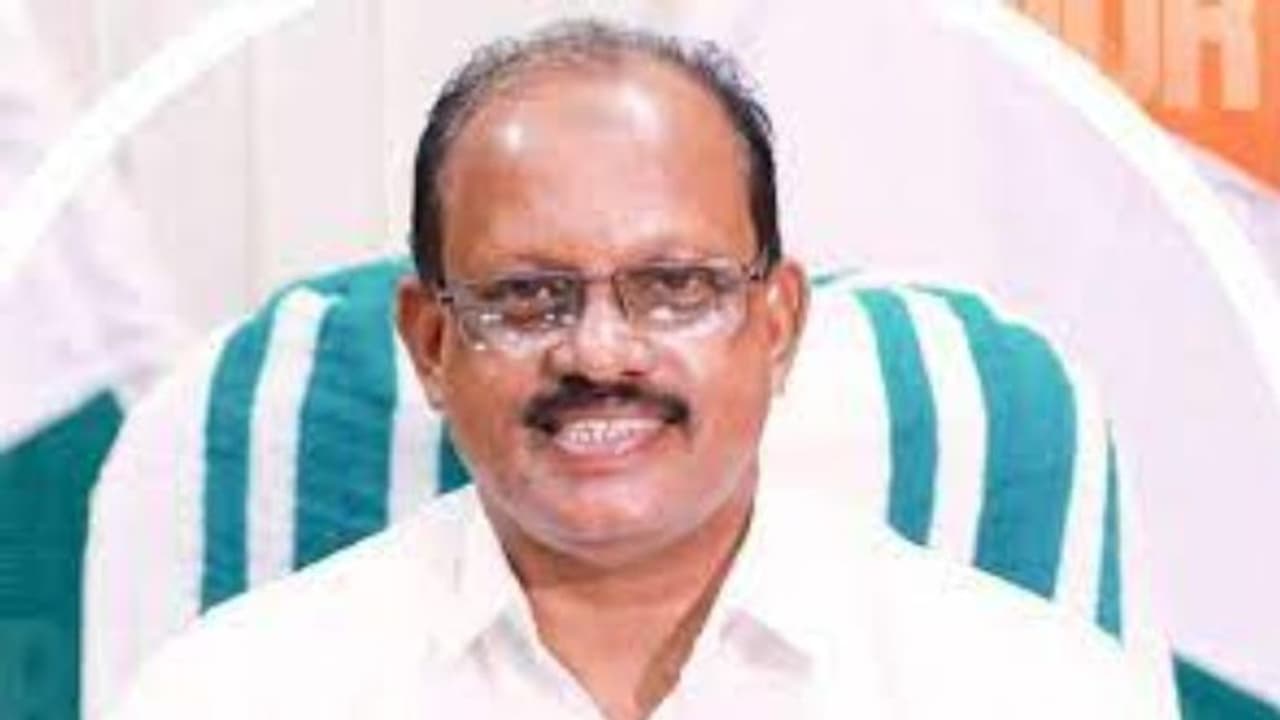 നഷ്ടപ്പെട്ട വഖഫ് സ്വത്തുകൾ തിരിച്ചുപിടിക്കുമെന്ന് മന്ത്രി അഹമ്മദ് ദേവർ കോവിൽ നഷ്ടപ്പെട്ട വഖഫ് സ്വത്തുകൾ തിരിച്ചുപിടിക്കുമെന്ന് മന്ത്രി അഹമ്മദ് ദേവർ കോവിൽ