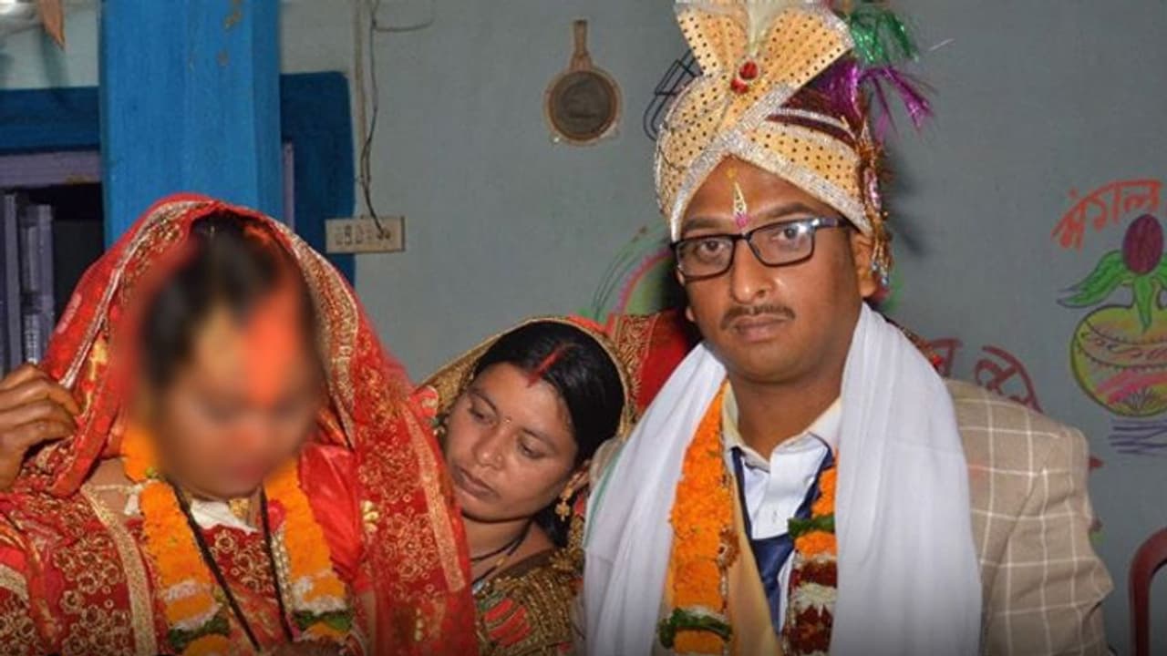 सुहागिन बनते ही उजड़ गई दुल्हन की मांग: शादी वाले दिन दूल्हे की मौत, ससुराल भी नहीं पहुंच पाई और हो गई विधवा सुहागिन बनते ही उजड़ गई दुल्हन की मांग: शादी वाले दिन दूल्हे की मौत, ससुराल भी नहीं पहुंच पाई और हो गई विधवा