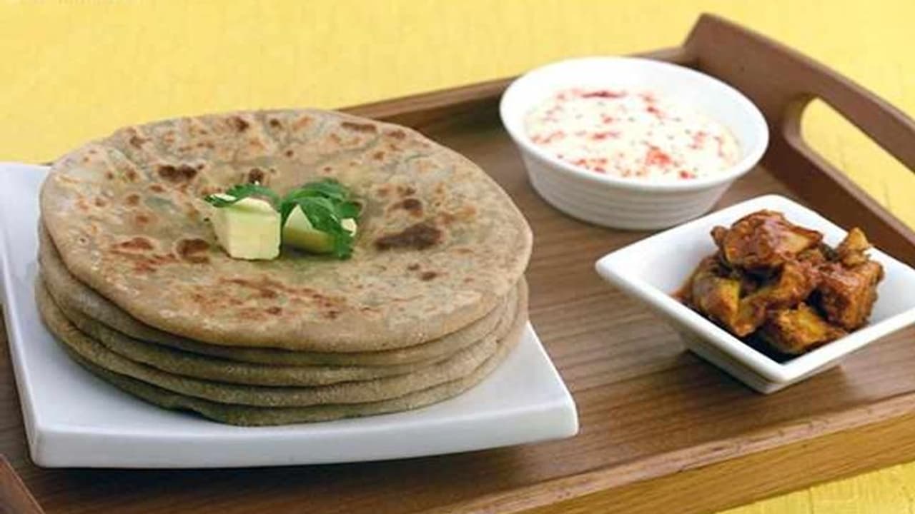 Kitchen Tips: अनहेल्दी नहीं प्रोटीन पैक होते है ये 5 सुपर टेस्टी पराठे, बस आलू की जगह करें इन चीजों की स्टफिंग Kitchen Tips: अनहेल्दी नहीं प्रोटीन पैक होते है ये 5 सुपर टेस्टी पराठे, बस आलू की जगह करें इन चीजों की स्टफिंग