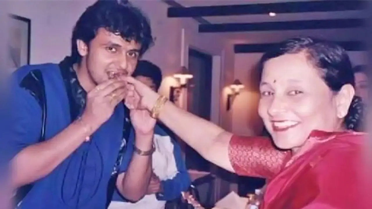 Padma Awards 2022 : सोनू निगम ने मां को डेडिकेट किया अवॉर्ड, बोले वो आज होतीं तो खुशी से छलक उठती आंखें Padma Awards 2022 : सोनू निगम ने मां को डेडिकेट किया अवॉर्ड, बोले वो आज होतीं तो खुशी से छलक उठती आंखें