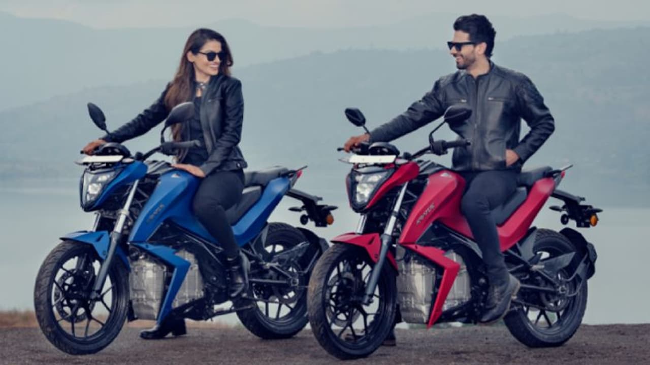 Auto Expo 2023 में दिख सकती हैं एक से बढ़कर एक दमदार इलेक्ट्रिक टू व्हीलर्स, खूबियां हैरान करने वाली Auto Expo 2023 में दिख सकती हैं एक से बढ़कर एक दमदार इलेक्ट्रिक टू व्हीलर्स, खूबियां हैरान करने वाली