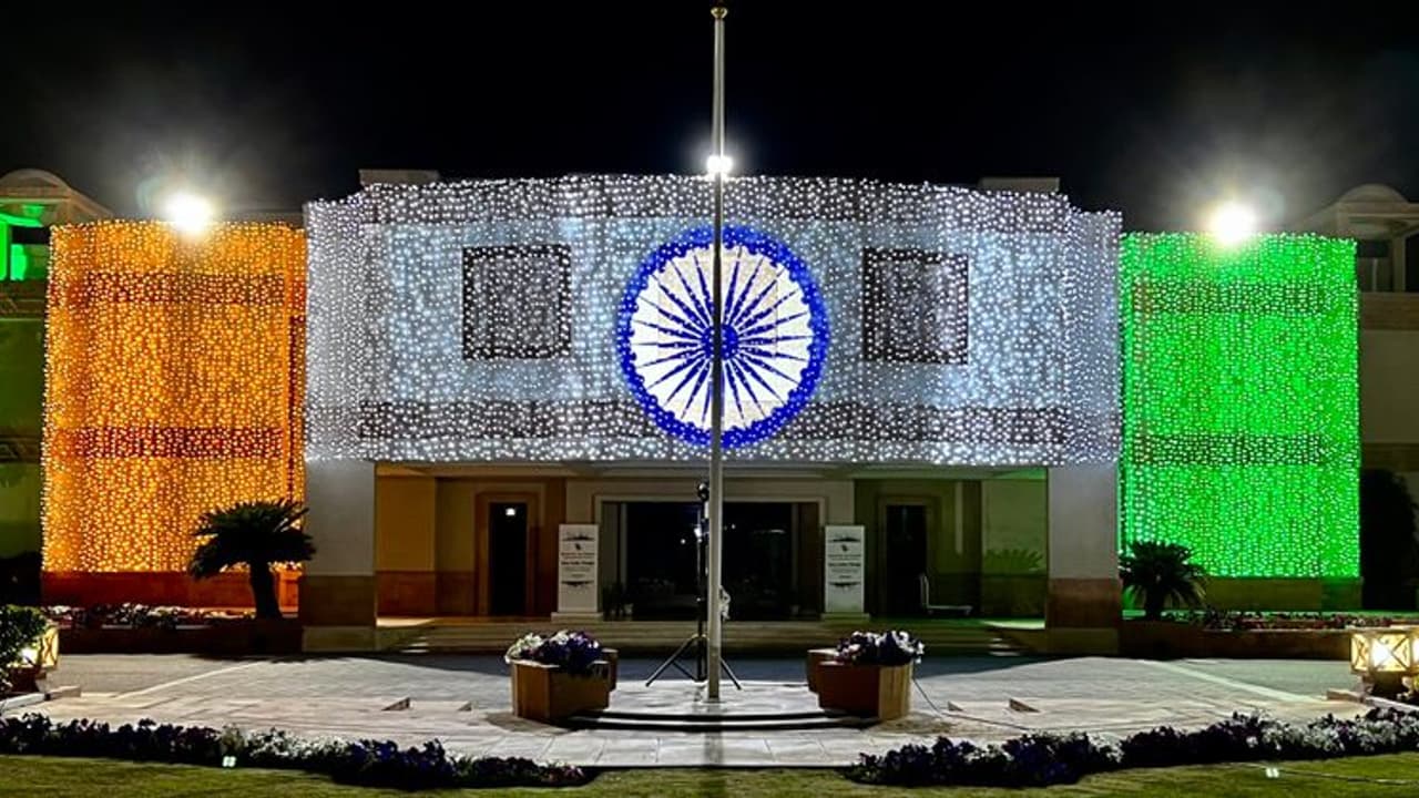 ഒമാനിലെ ഇന്ത്യന് എംബസിയില് തൊഴില് അവസരം; ശമ്പളം 600 റിയാല് മുതല് ഒമാനിലെ ഇന്ത്യന് എംബസിയില് തൊഴില് അവസരം; ശമ്പളം 600 റിയാല് മുതല്