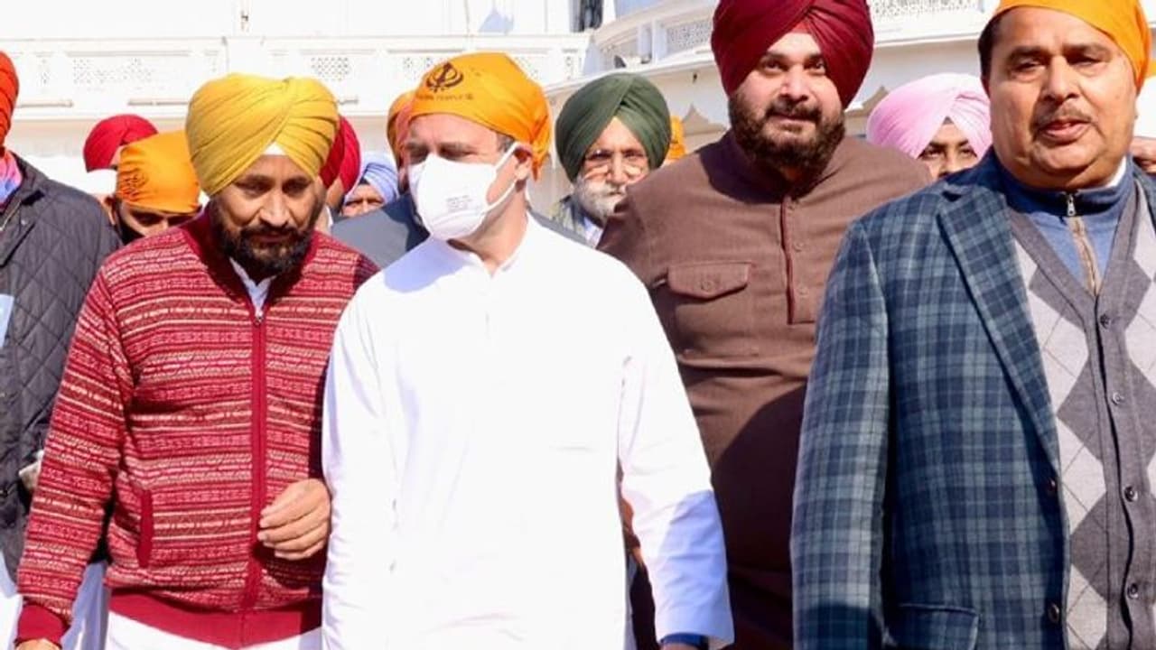 पंजाब चुनाव में खुद से ही लड़ रही कांग्रेस, चंद दिन में 14 नेता बागी, पार्टी के खिलाफ खोला मोर्चा, जानें प्लान