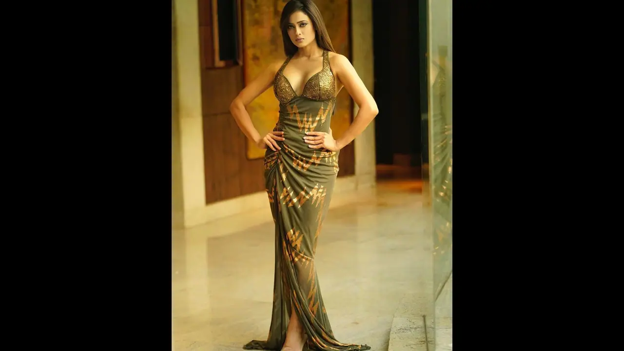 ब्रा और भगवान को लेकर Shweta Tiwari ने दिया कुछ ऐसा बयान, दर्ज हुई एफआईआर