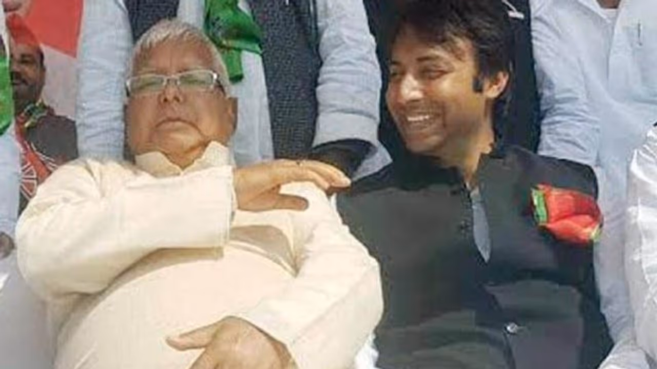 Special Story: बुलंदशहर की सात विधानसभा सीटों का चुनावी गणित, लालू के दामाद भी अजमा रहे किस्मत