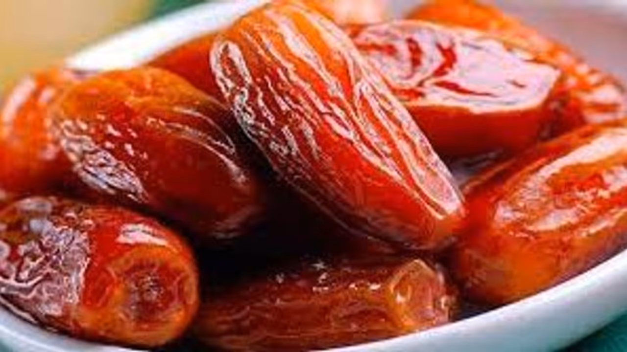 সকালে খালি পেটে খেজুর, মুক্তি পাবেন এই ৫টি সমস্যা থেকে সকালে খালি পেটে খেজুর, মুক্তি পাবেন এই ৫টি সমস্যা থেকে