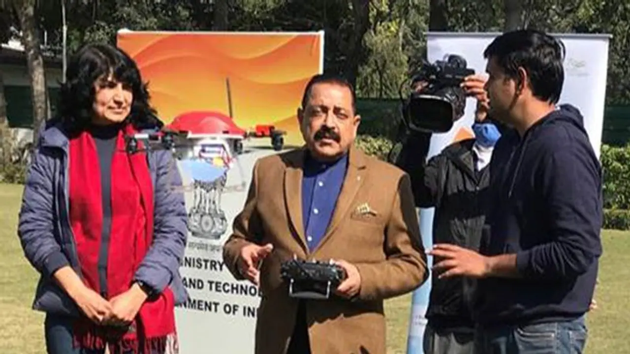 बीटिंग द रिट्रीट 2022 : पहली बार एक साथ आकाश में दिखेंगे 1,000 ड्रोन, ऐसा करने वाला भारत चौथा देश बनेगा बीटिंग द रिट्रीट 2022 : पहली बार एक साथ आकाश में दिखेंगे 1,000 ड्रोन, ऐसा करने वाला भारत चौथा देश बनेगा