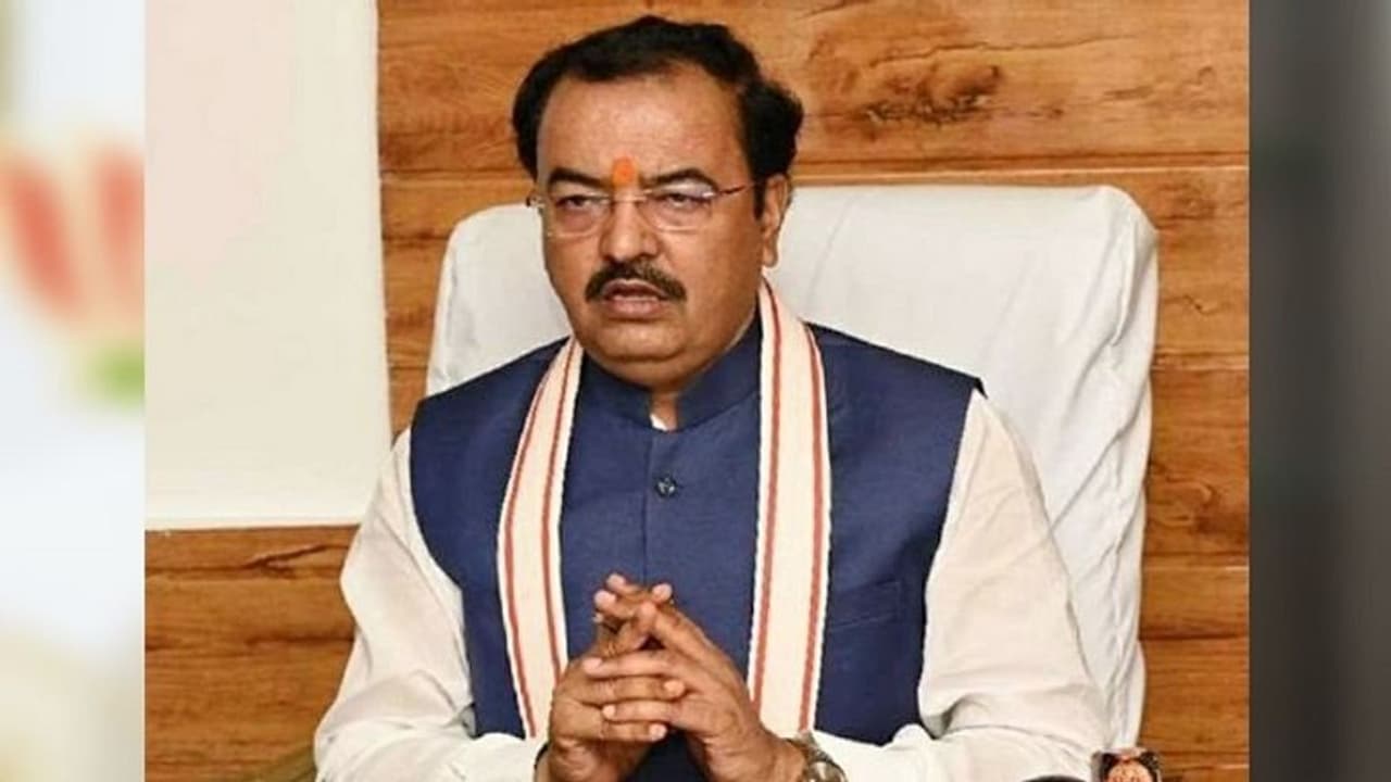 यूपी चुनाव : डिप्टी सीएम केशव प्रसाद हुए अखिलेश पर हमलावर, कहा 10 मार्च के बाद जेब में होगी टोपी और पोटली