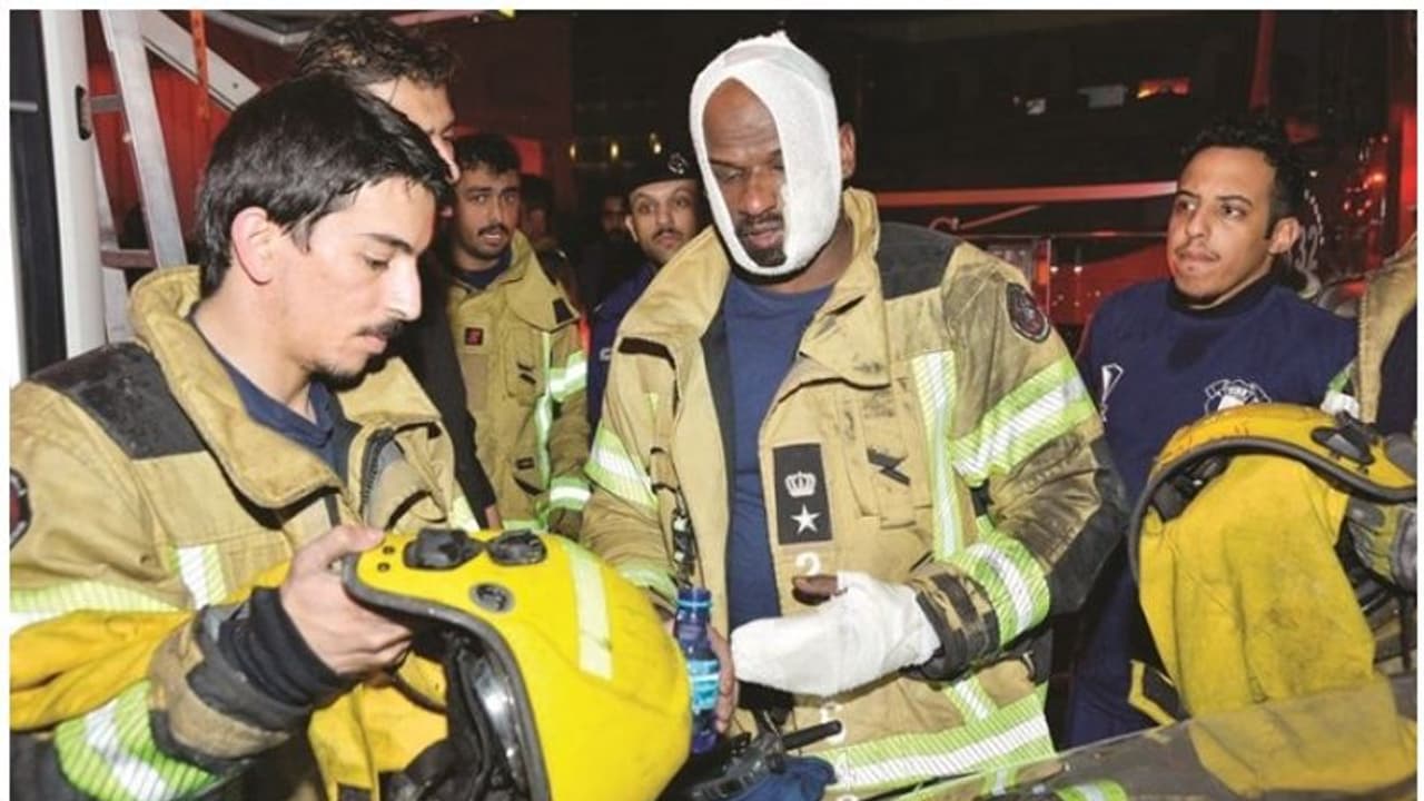 Kuwait House Fire: കുവൈത്തില് വീടിന് തീപിടിച്ച് ഒരാള് മരിച്ചു; മൂന്ന് കുട്ടികള്ക്കും അമ്മയ്ക്കും പരിക്ക് Kuwait House Fire: കുവൈത്തില് വീടിന് തീപിടിച്ച് ഒരാള് മരിച്ചു; മൂന്ന് കുട്ടികള്ക്കും അമ്മയ്ക്കും പരിക്ക്