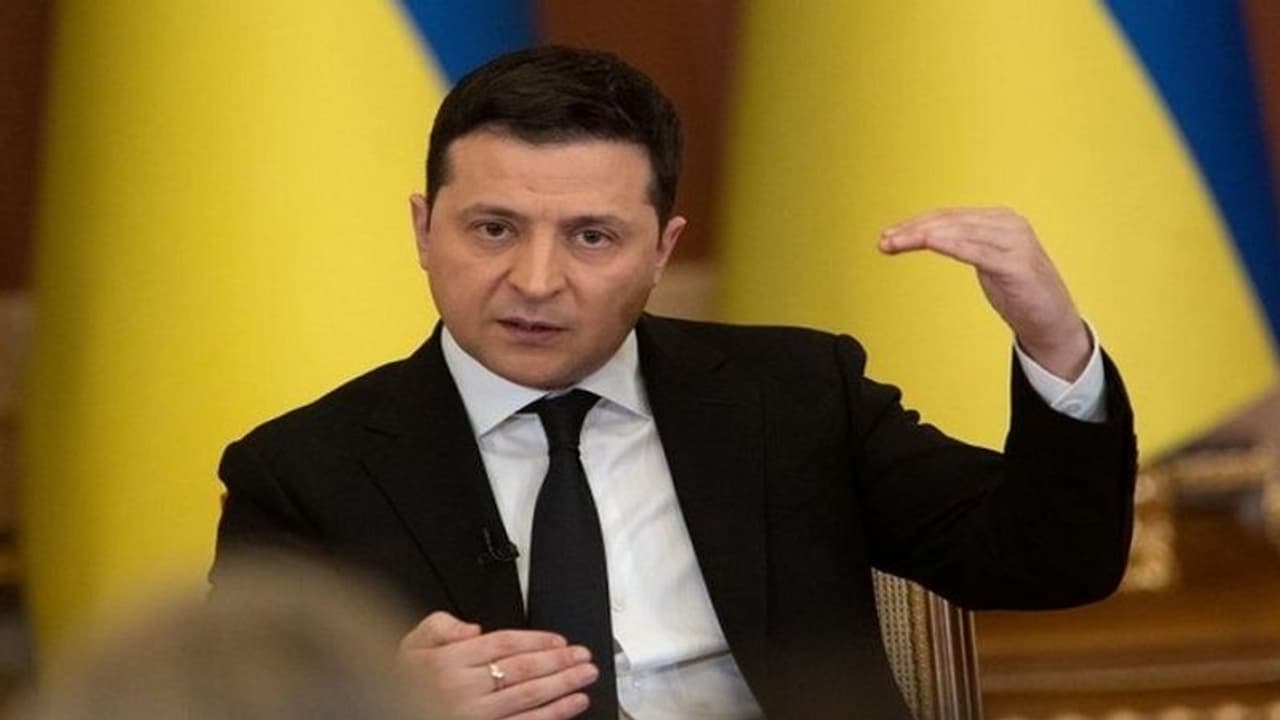Ukraine crisis: यूक्रेन के राष्ट्रपति ने पश्चिमी देशों से कहा नहीं पैदा करें दहशत Ukraine crisis: यूक्रेन के राष्ट्रपति ने पश्चिमी देशों से कहा नहीं पैदा करें दहशत