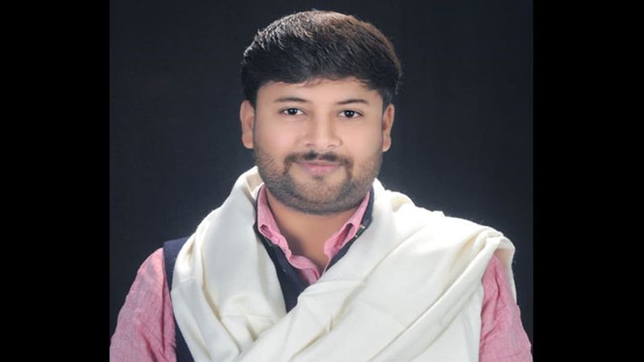 UP Chunav: हसीब अहमद ने पोस्टर बॉय के रूप में शुरू की थी राजनीति, प्रयागराज से बनाए गए जिला कांग्रेस प्रवक्ता