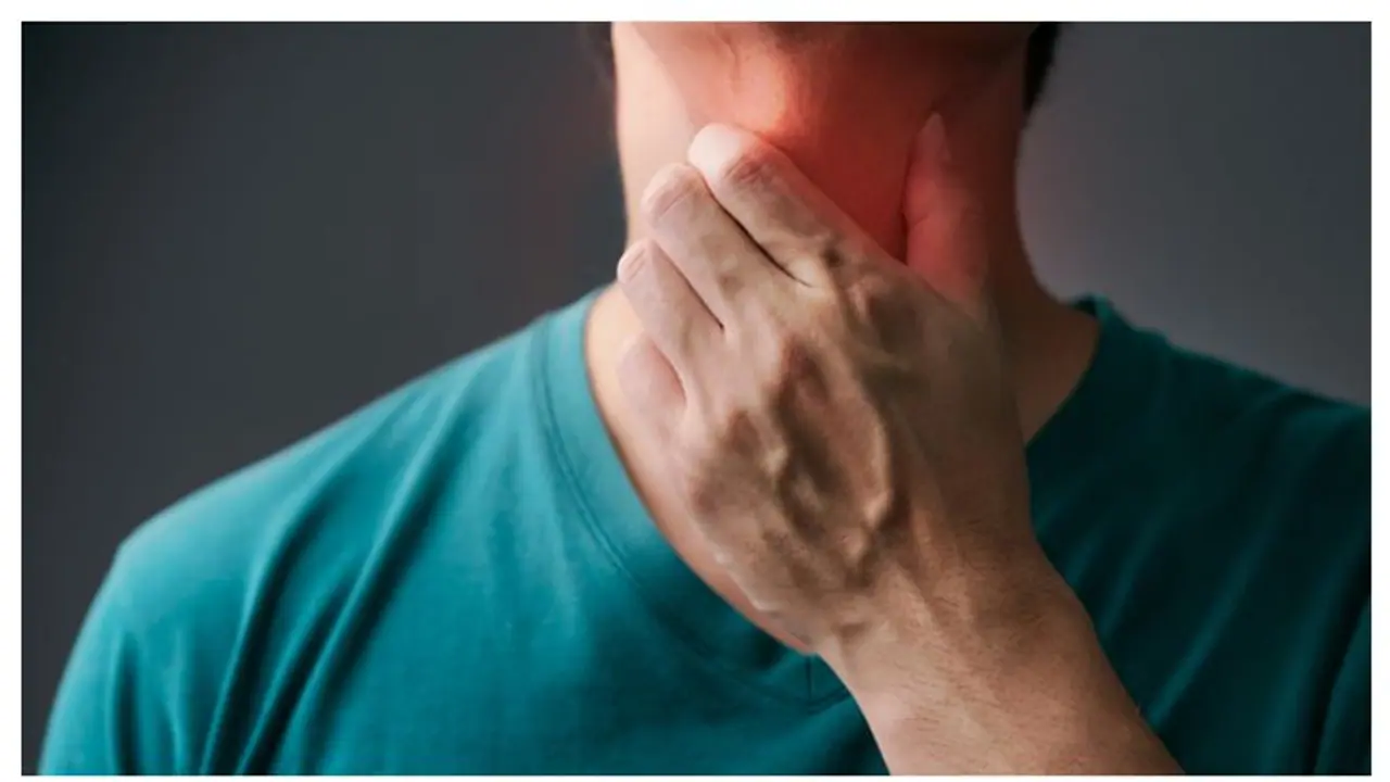 தைராய்டு பிரச்சனை உள்ளவர்கள் கட்டாயம்... தவிர்க்க மற்றும் சாப்பிட வேண்டிய உணவுகள்..!! தைராய்டு பிரச்சனை உள்ளவர்கள் கட்டாயம்... தவிர்க்க மற்றும் சாப்பிட வேண்டிய உணவுகள்..!!