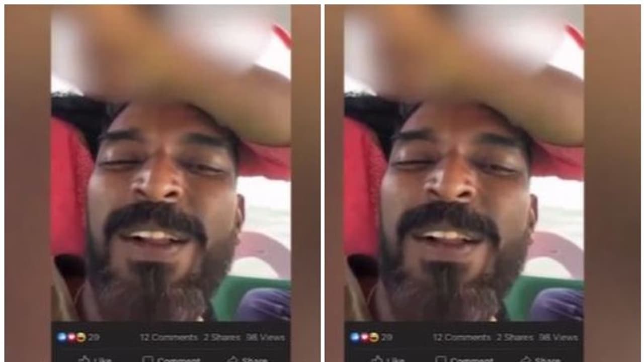 Pallan Shaiju : പൊലീസിനെ വെല്ലുവിളിച്ച് നാടുകടത്തിയ ഗുണ്ടാ തലവന്റെ ഫേസ്ബുക്ക് ലൈവ് Pallan Shaiju : പൊലീസിനെ വെല്ലുവിളിച്ച് നാടുകടത്തിയ ഗുണ്ടാ തലവന്റെ ഫേസ്ബുക്ക് ലൈവ്