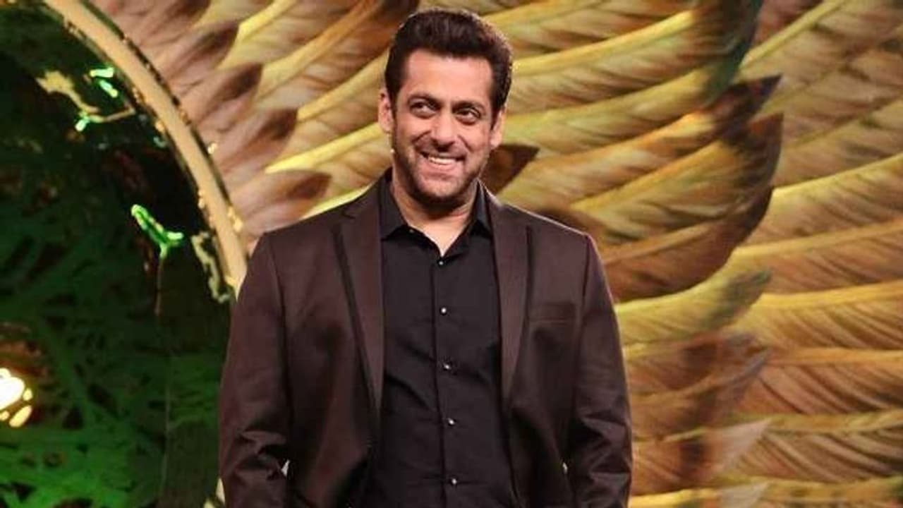 Bigg Boss 15 Finale: होगा धमाकेदार फिनाले, जानें कौन है इस ट्रॉफी का मजबूत दावेदार, किसके बीच होगी टक्कर Bigg Boss 15 Finale: होगा धमाकेदार फिनाले, जानें कौन है इस ट्रॉफी का मजबूत दावेदार, किसके बीच होगी टक्कर