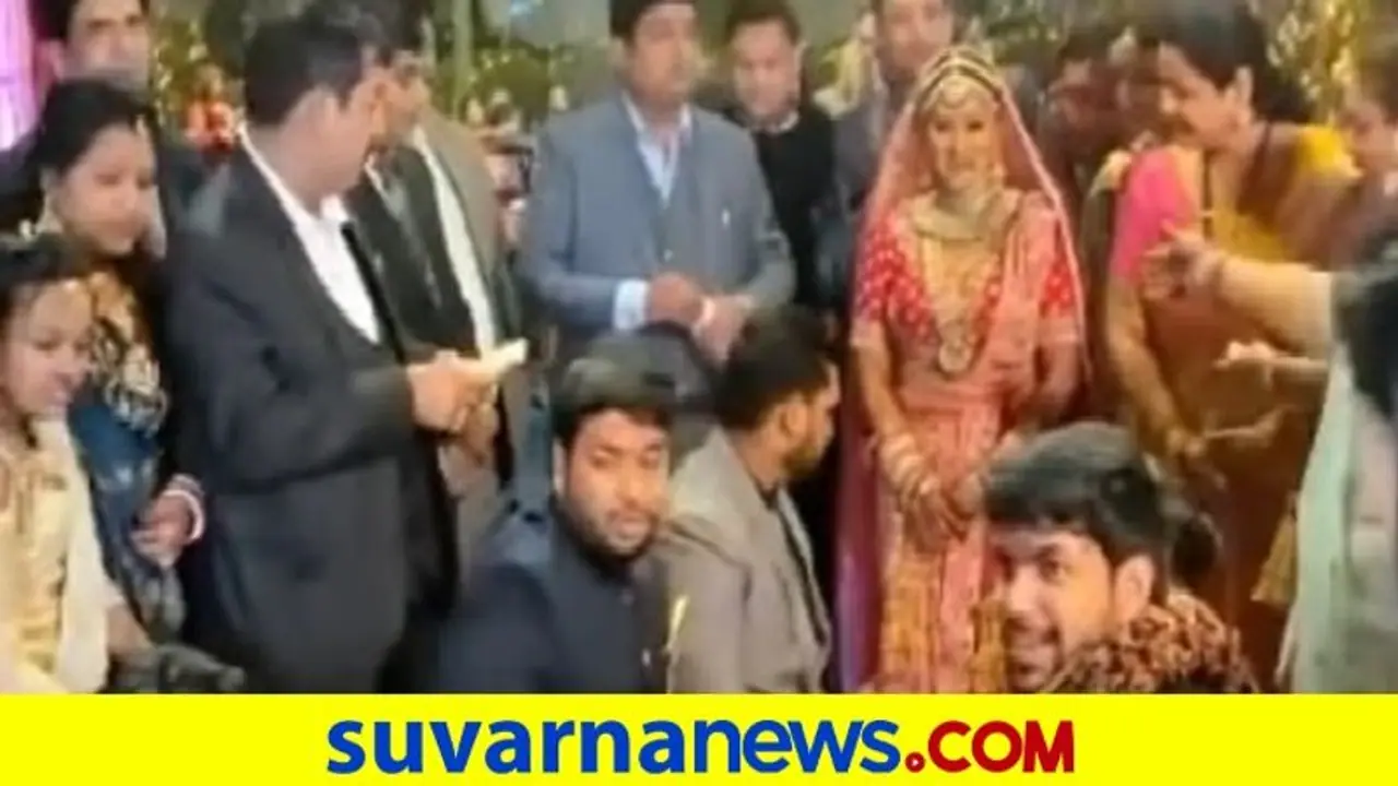 ಮದುವೆ ಮಂಟಪಕ್ಕೆ ವಧುವನ್ನು ಅಂಗೈಯಲ್ಲಿ ನಡೆಸಿಕೊಂಡು ಬಂದ ಸಹೋದರರು... ಭಾವುಕ ವಿಡಿಯೋ