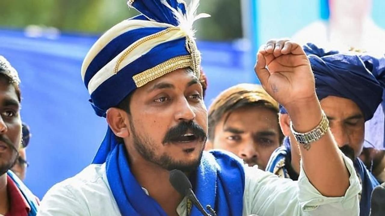 വഴിവെട്ടിയത് തനിച്ച്, യുപിയിൽ ഉദിച്ചുയർന്ന് ചന്ദ്രശേഖർ ആസാദ്, നാഗിനയിലെ ഭൂരിപക്ഷം ഒന്നര ലക്ഷം