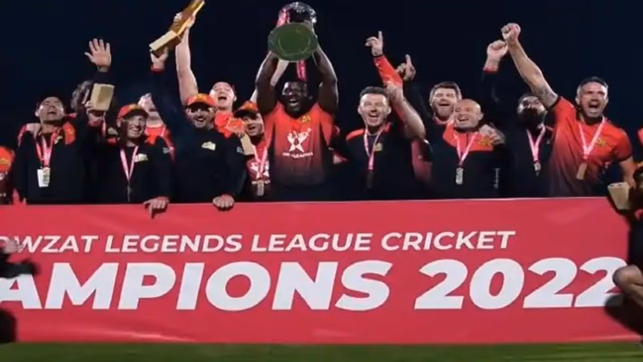 கோரி ஆண்டர்சனின் காட்டடியால் 20 ஓவரில் 256 ரன்களை குவித்த வேர்ல்ட் ஜெயிண்ட்ஸ் அபார வெற்றி கோரி ஆண்டர்சனின் காட்டடியால் 20 ஓவரில் 256 ரன்களை குவித்த வேர்ல்ட் ஜெயிண்ட்ஸ் அபார வெற்றி