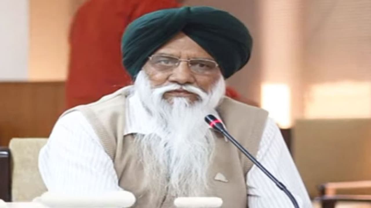 पंजाब चुनाव: संयुक्त समाज मोर्चा ने जारी किया मेनिफेस्टो, नाम दिया इकरारनामा, पाक से व्यापार बढ़ाने का वादा पंजाब चुनाव: संयुक्त समाज मोर्चा ने जारी किया मेनिफेस्टो, नाम दिया इकरारनामा, पाक से व्यापार बढ़ाने का वादा