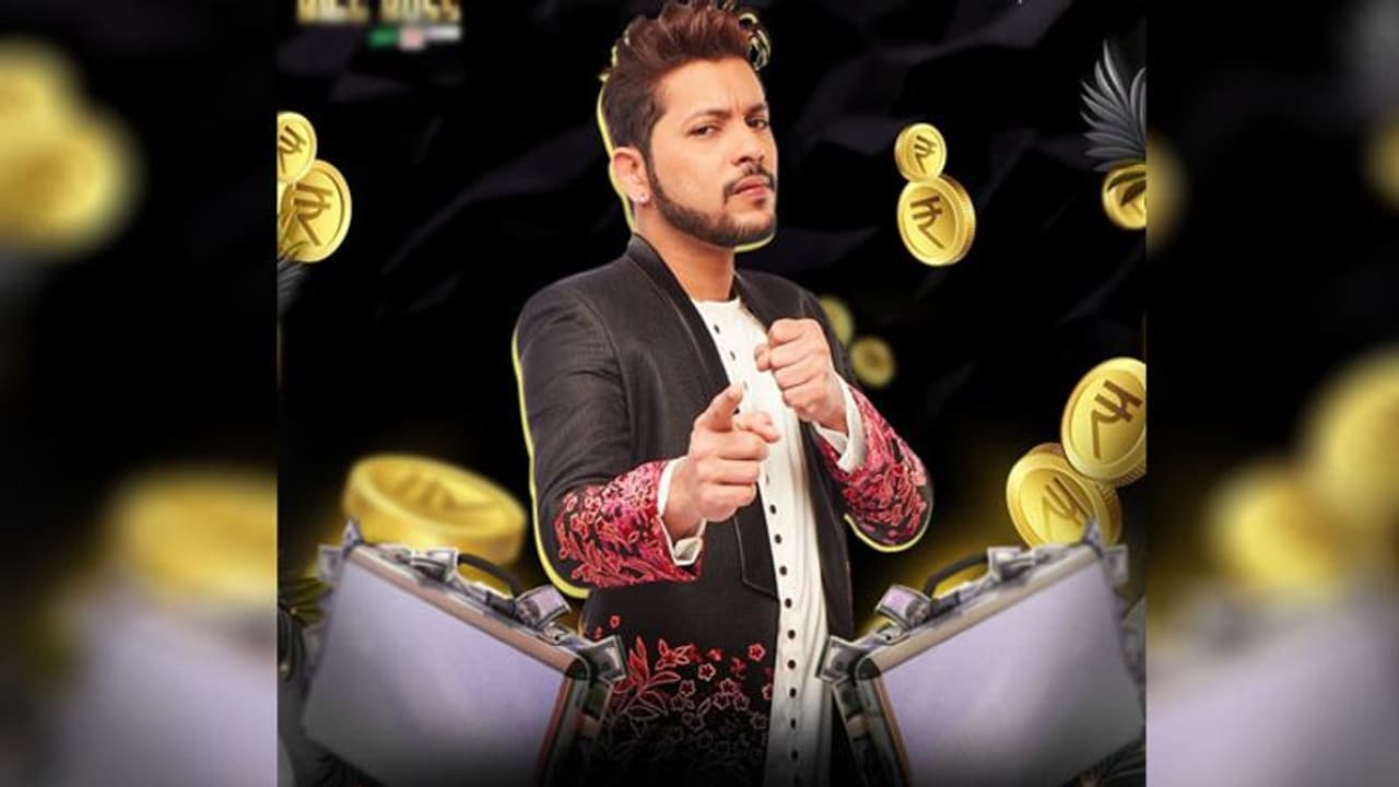 Bigg Boss 15 की ट्रॉफी छोड़ पैसों का ब्रीफकेस लेकर शो से निकले Nishant Bhatt, टॉप 4 में पहुंचे ये कंटेस्टेंट Bigg Boss 15 की ट्रॉफी छोड़ पैसों का ब्रीफकेस लेकर शो से निकले Nishant Bhatt, टॉप 4 में पहुंचे ये कंटेस्टेंट