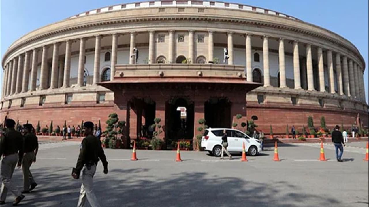 Budget session 2022: विपक्ष ने किया ऐलान पेगासस, किसान और दलितों के अत्याचार का मामला उठाते रहेंगे Budget session 2022: विपक्ष ने किया ऐलान पेगासस, किसान और दलितों के अत्याचार का मामला उठाते रहेंगे