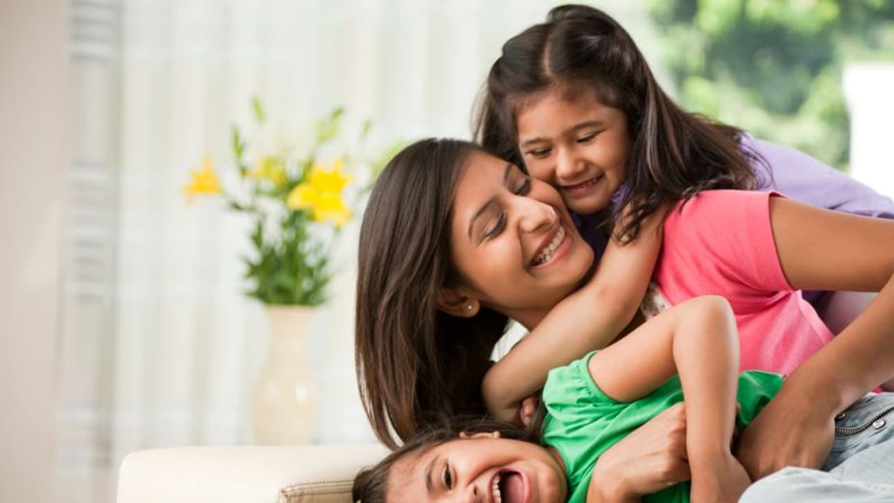 নামের অদ্যক্ষর যদি এগুলি হয়, সেই মেয়েরা তাদের পরিবারের মুখ উজ্জ্বল করে নামের অদ্যক্ষর যদি এগুলি হয়, সেই মেয়েরা তাদের পরিবারের মুখ উজ্জ্বল করে