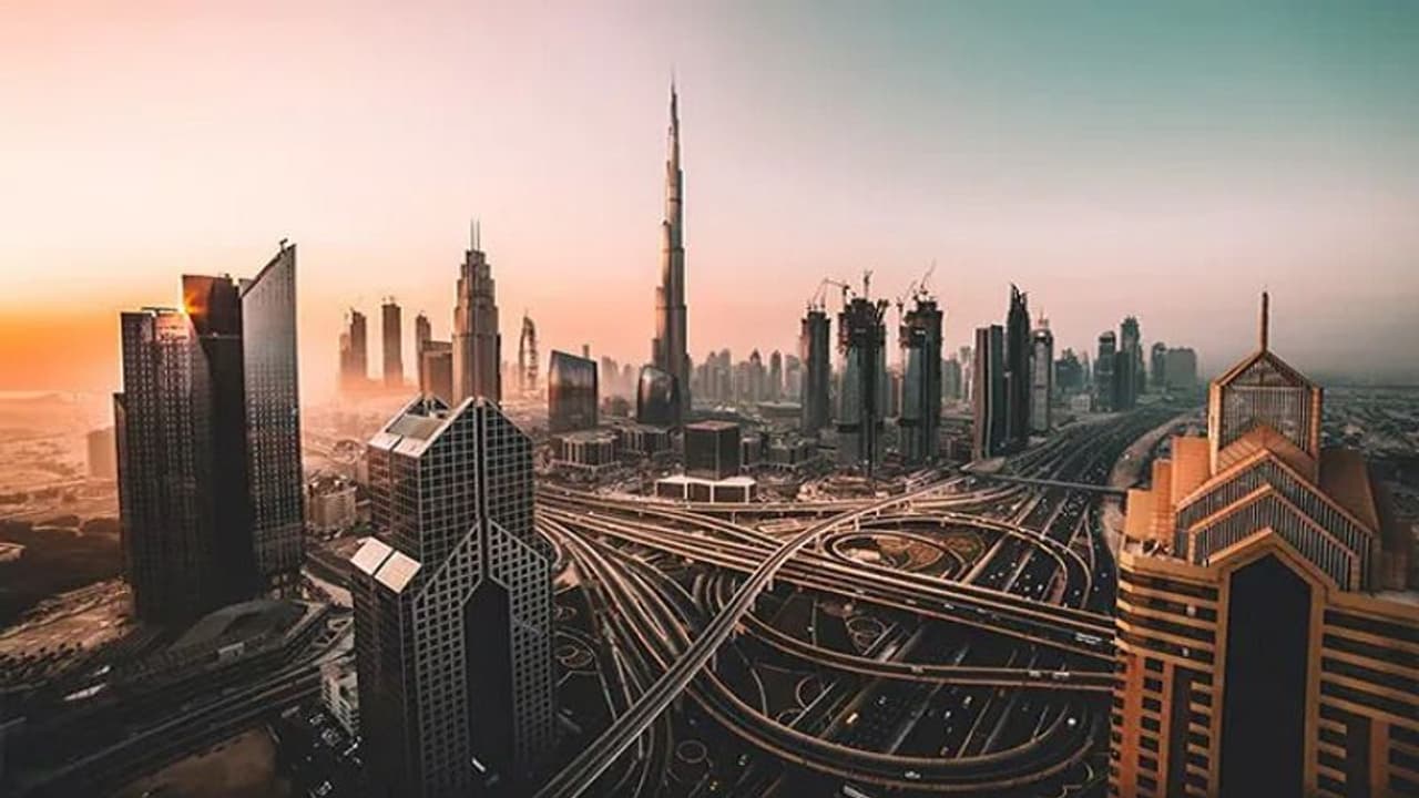 ഇമാമുമാര്‍ക്കും പ്രബോധകര്‍ക്കും ഗോള്‍ഡന്‍ വിസ നല്‍കും