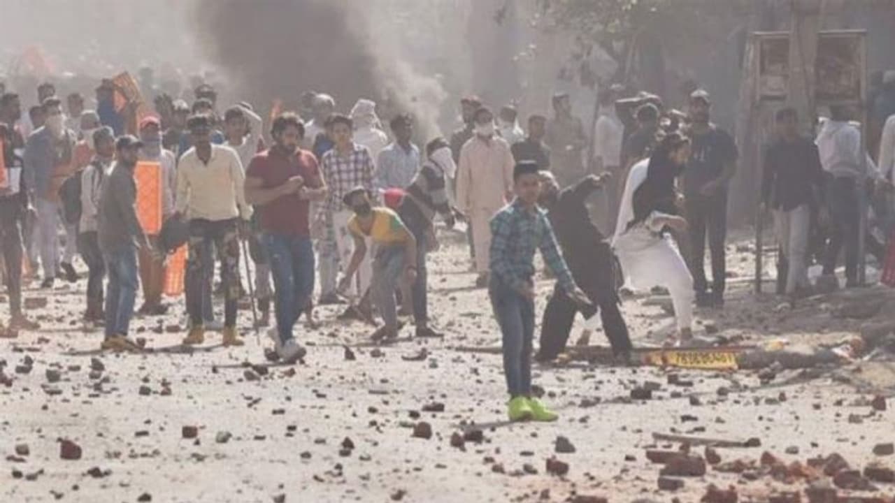 9/11 आतंकी हमले जैसा था दिल्ली दंगा, 17 फरवरी, 2020 को रची गई थी साजिश; Google Maps के जरिये जोड़ीं कड़ियां 9/11 आतंकी हमले जैसा था दिल्ली दंगा, 17 फरवरी, 2020 को रची गई थी साजिश; Google Maps के जरिये जोड़ीं कड़ियां