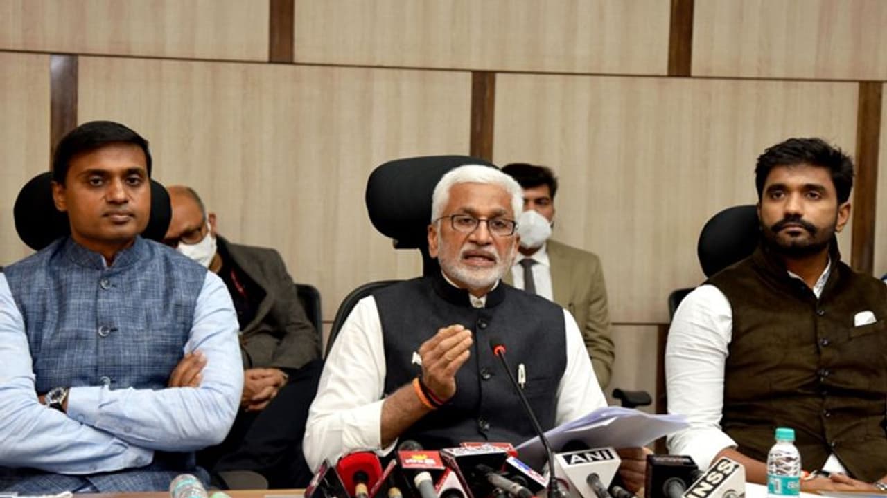 రాజ్యసభ వైస్ ఛైర్మన్ ప్యానెల్ నుంచి విజయసాయిరెడ్డి తొలగింపు.. నిన్ననే నియామకం , అంతలోనే