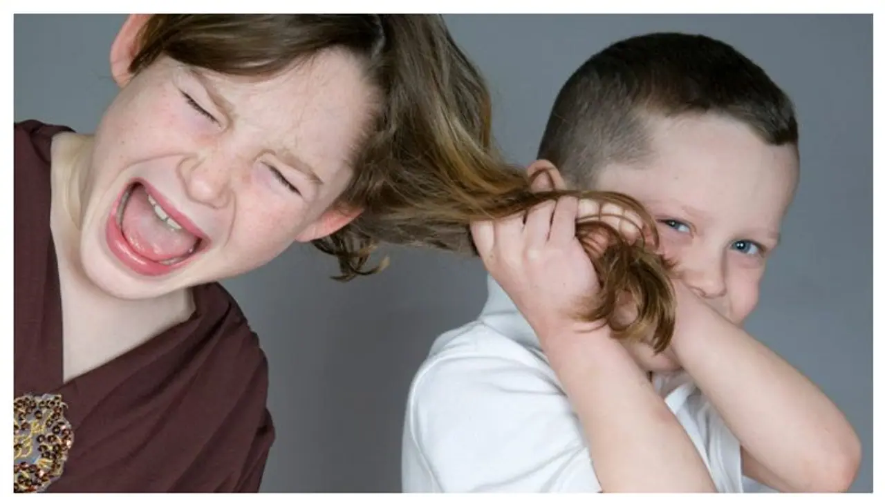 Astrology: இந்த இரண்டு ராசிக்காரர்களும் ஒரே வீட்டில் இருந்தா...? அடிக்கடி சண்டை வருமாம்...!!