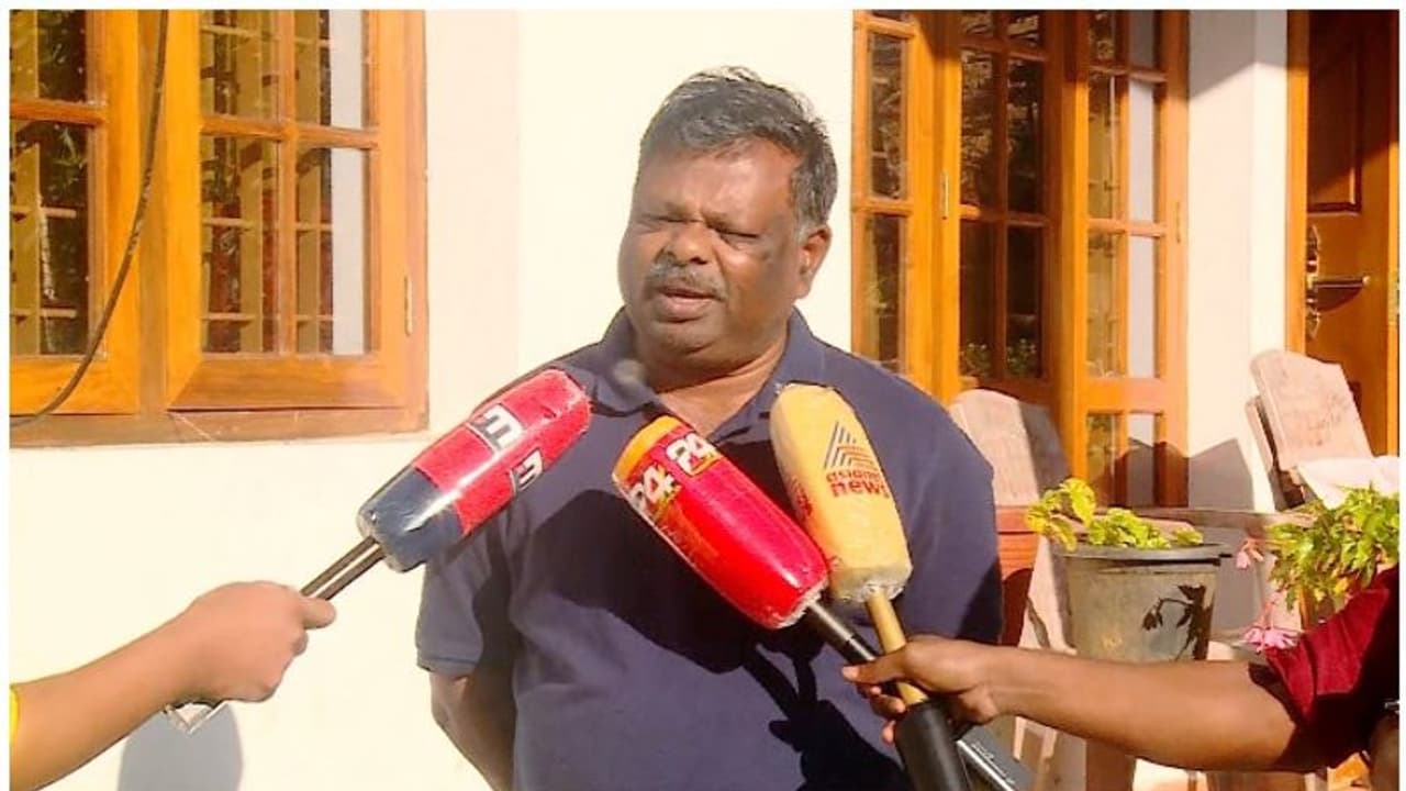 'ചില സിപിഎം നേതാക്കള്‍ പിന്തുടര്‍ന്ന് ഉപദ്രവിക്കുന്നു', ആരോപണവുമായി എസ് രാജേന്ദ്രന്‍