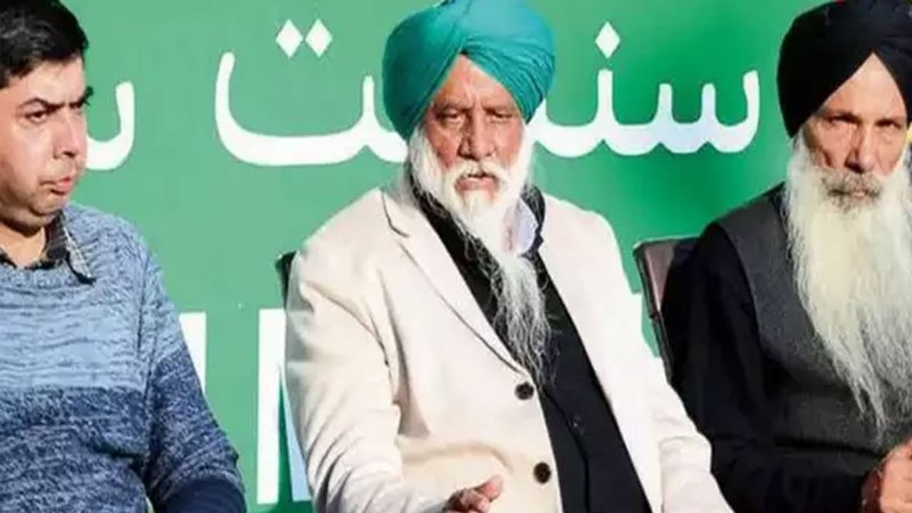 पंजाब चुनाव : संयुक्त समाज मोर्चा के उम्मीदवार हरमिलप सिंह ग्रेवाल नहीं लेंगे सरकारी सुरक्षा, जानें क्यों पंजाब चुनाव : संयुक्त समाज मोर्चा के उम्मीदवार हरमिलप सिंह ग्रेवाल नहीं लेंगे सरकारी सुरक्षा, जानें क्यों