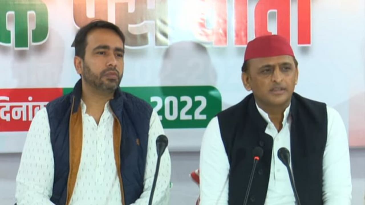 यूपी चुनाव: अखिलेश बोले शब्दों का खिलवाड़ कर लोगों को भ्रमित करने का हो रहा काम