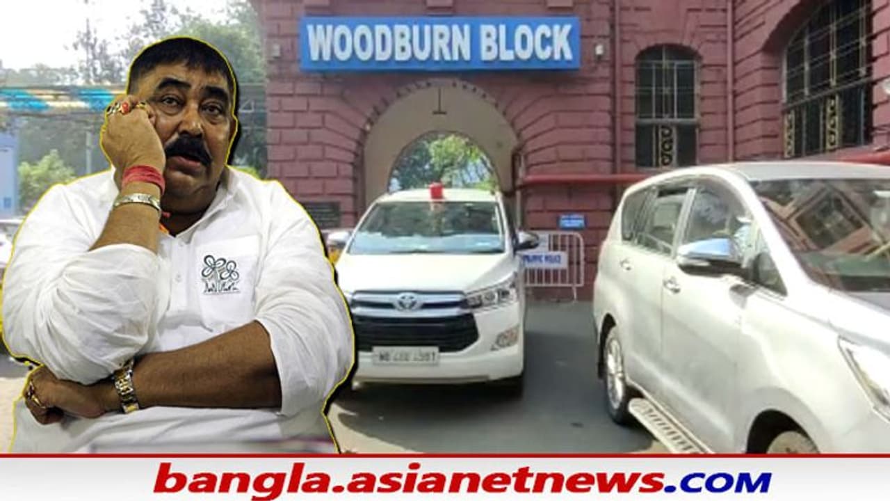 SSKM ফেরালেও CBI দফতরে নয়, যথারীতি গরু পাচারকাণ্ডে হাজিরা এড়ালেন অনুব্রত মণ্ডল SSKM ফেরালেও CBI দফতরে নয়, যথারীতি গরু পাচারকাণ্ডে হাজিরা এড়ালেন অনুব্রত মণ্ডল