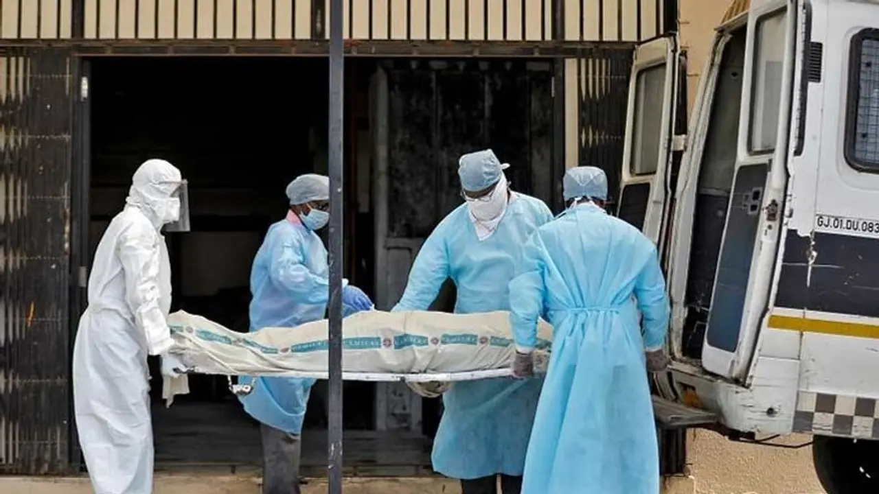 கொரோனா பாதிப்பால் கோவையில் 65 வயது முதியவர் பலி.. தமிழகத்தில் எத்தனை பேருக்கு கொரோனா பாதிப்பு உறுதி..? கொரோனா பாதிப்பால் கோவையில் 65 வயது முதியவர் பலி.. தமிழகத்தில் எத்தனை பேருக்கு கொரோனா பாதிப்பு உறுதி..?