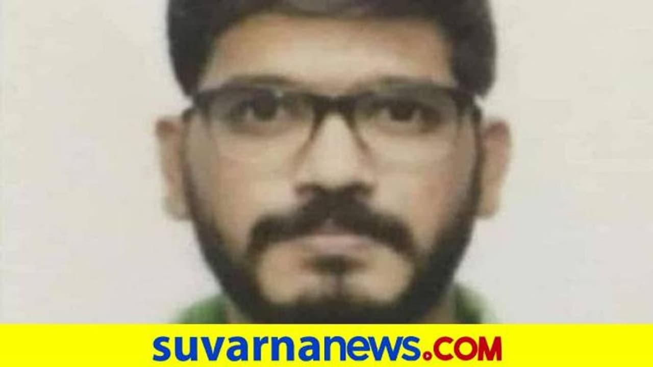 Bagalkot: ನೀಟ್ ಪರೀಕ್ಷೆಯಲ್ಲಿ ಮುಧೋಳದ ಕೂಲಿಕಾರನ ಮಗ ದೇಶಕ್ಕೇ ಪ್ರಥಮ..! Bagalkot: ನೀಟ್ ಪರೀಕ್ಷೆಯಲ್ಲಿ ಮುಧೋಳದ ಕೂಲಿಕಾರನ ಮಗ ದೇಶಕ್ಕೇ ಪ್ರಥಮ..!