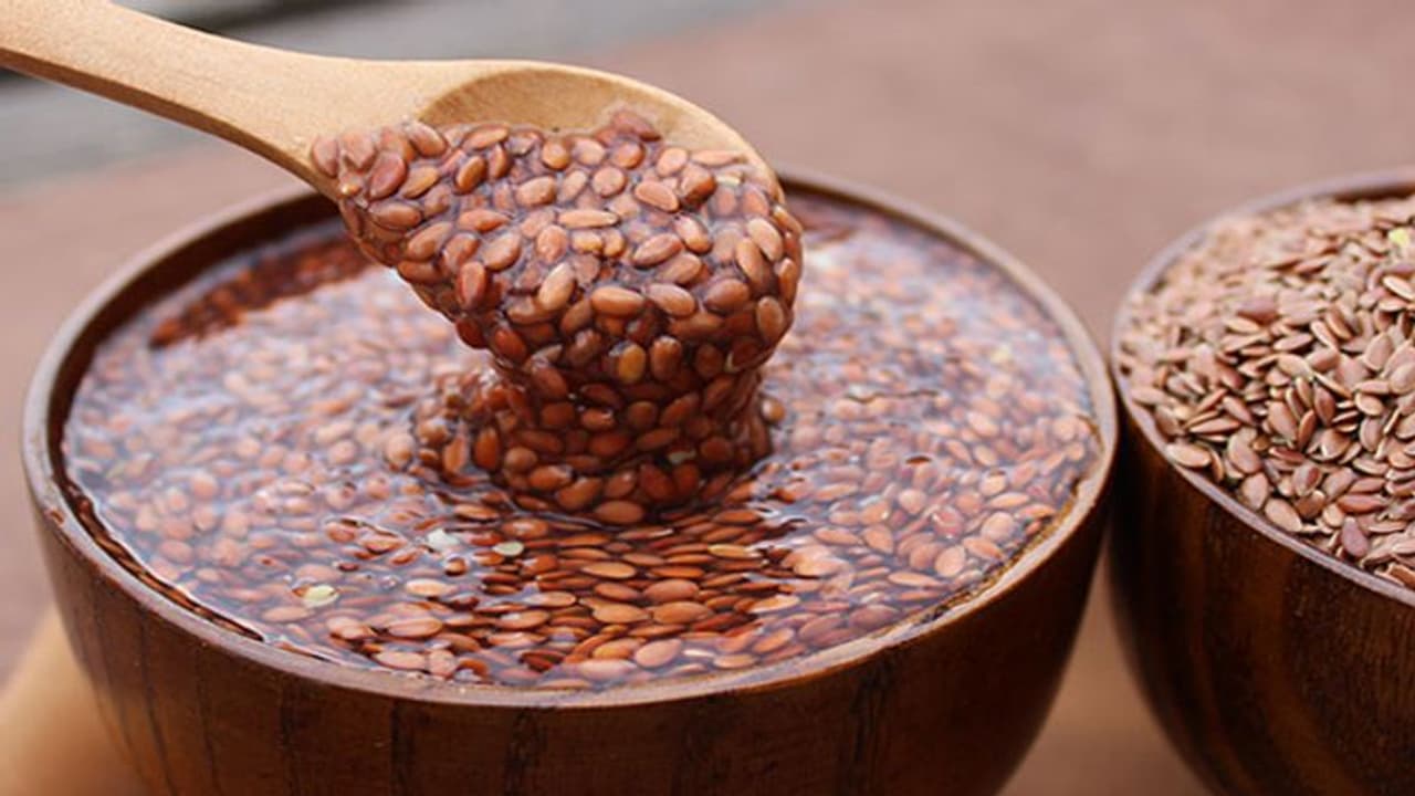 রইল পাঁচটি উপকরণের হদিশ, সারা রাত জলে ভিজিয়ে রেখে সকালে পান করলে মিলবে উপকার রইল পাঁচটি উপকরণের হদিশ, সারা রাত জলে ভিজিয়ে রেখে সকালে পান করলে মিলবে উপকার