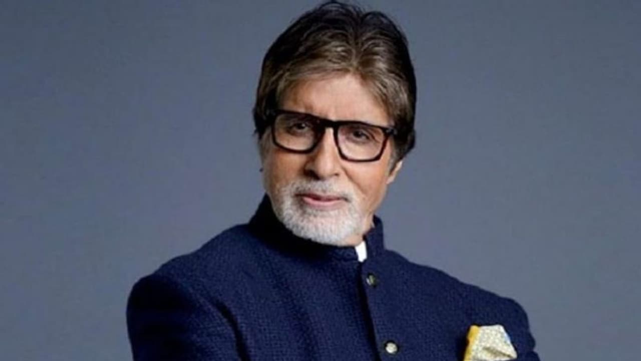 Amitabh Bachchan ने बेच दिया अपना दिल्ली वाला 42 साल पुराना बंगला, जानें कितने करोड़ में हुई डील Amitabh Bachchan ने बेच दिया अपना दिल्ली वाला 42 साल पुराना बंगला, जानें कितने करोड़ में हुई डील