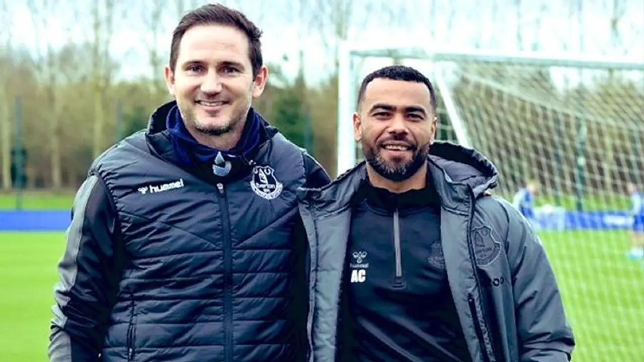 Ashley Cole reunites with former Chelsea and England teammate Frank Lampard as Everton's first team coach Ashley Cole reunites with former Chelsea and England teammate Frank Lampard as Everton's first team coach