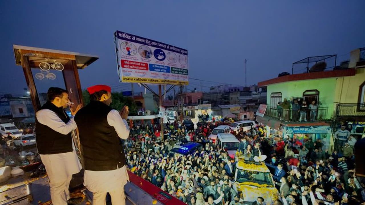 UP Election 2022: Akhilesh, Jayant’s roadshow flouts COVID rules, MCC; Jaiveer Singh Tomar, 13 others booked