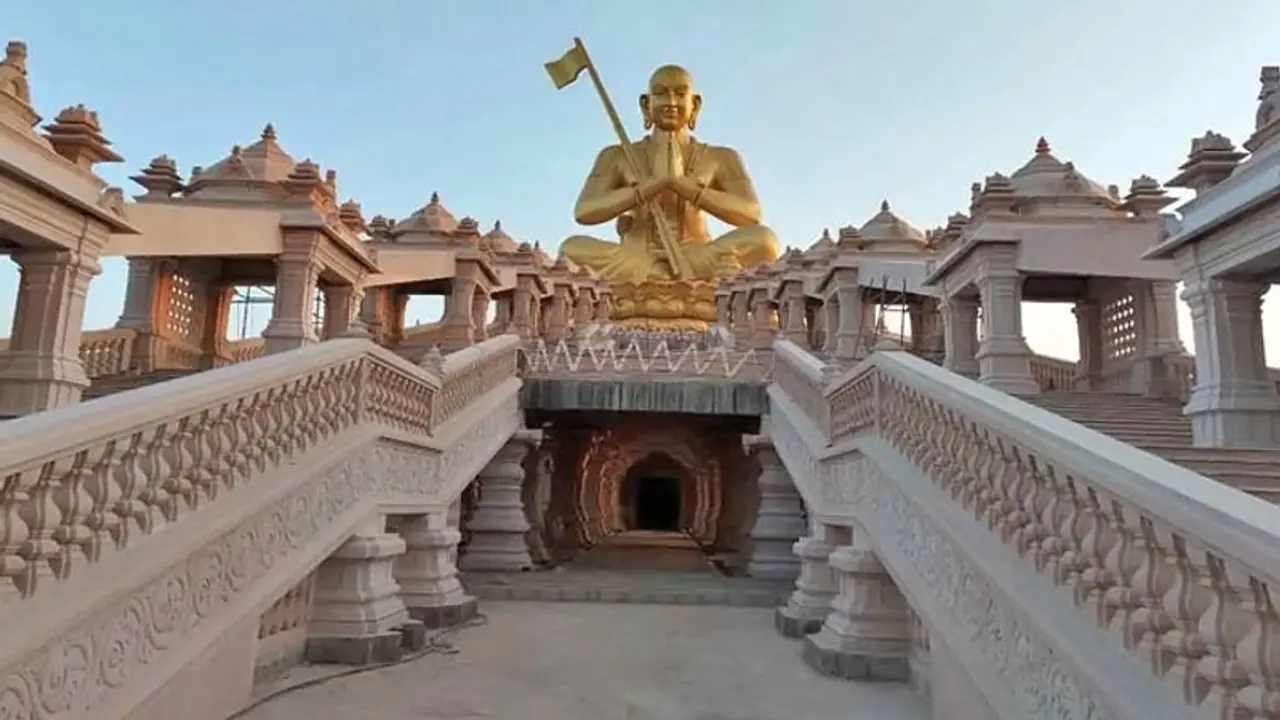 कौन थे संत रामानुजाचार्य, 1400 करोड़ की लागत से बनाया जा रहा जिनका मंदिर, 120 किलो सोने से बनाई है प्रतिमा