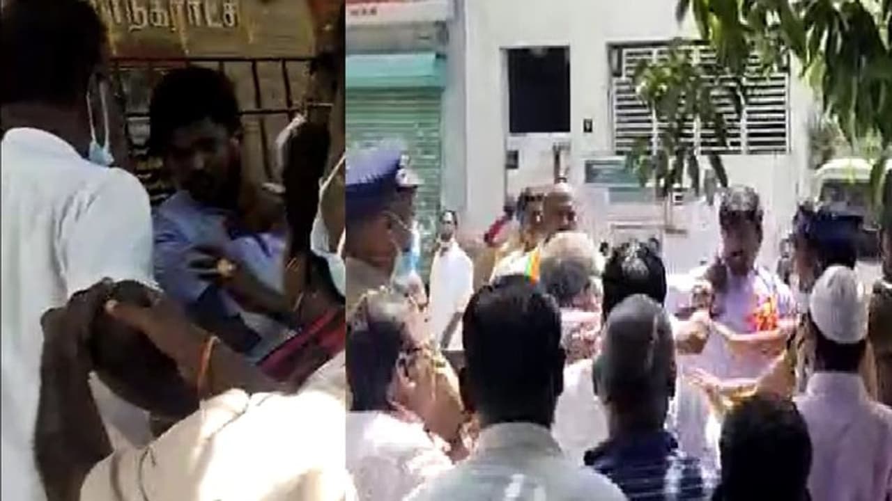 அடிதடியில் இறங்கிய திமுக.. நாம் தமிழர் கட்சியினருக்கு மீண்டும் உதை.. அடிதடியில் இறங்கிய திமுக.. நாம் தமிழர் கட்சியினருக்கு மீண்டும் உதை..