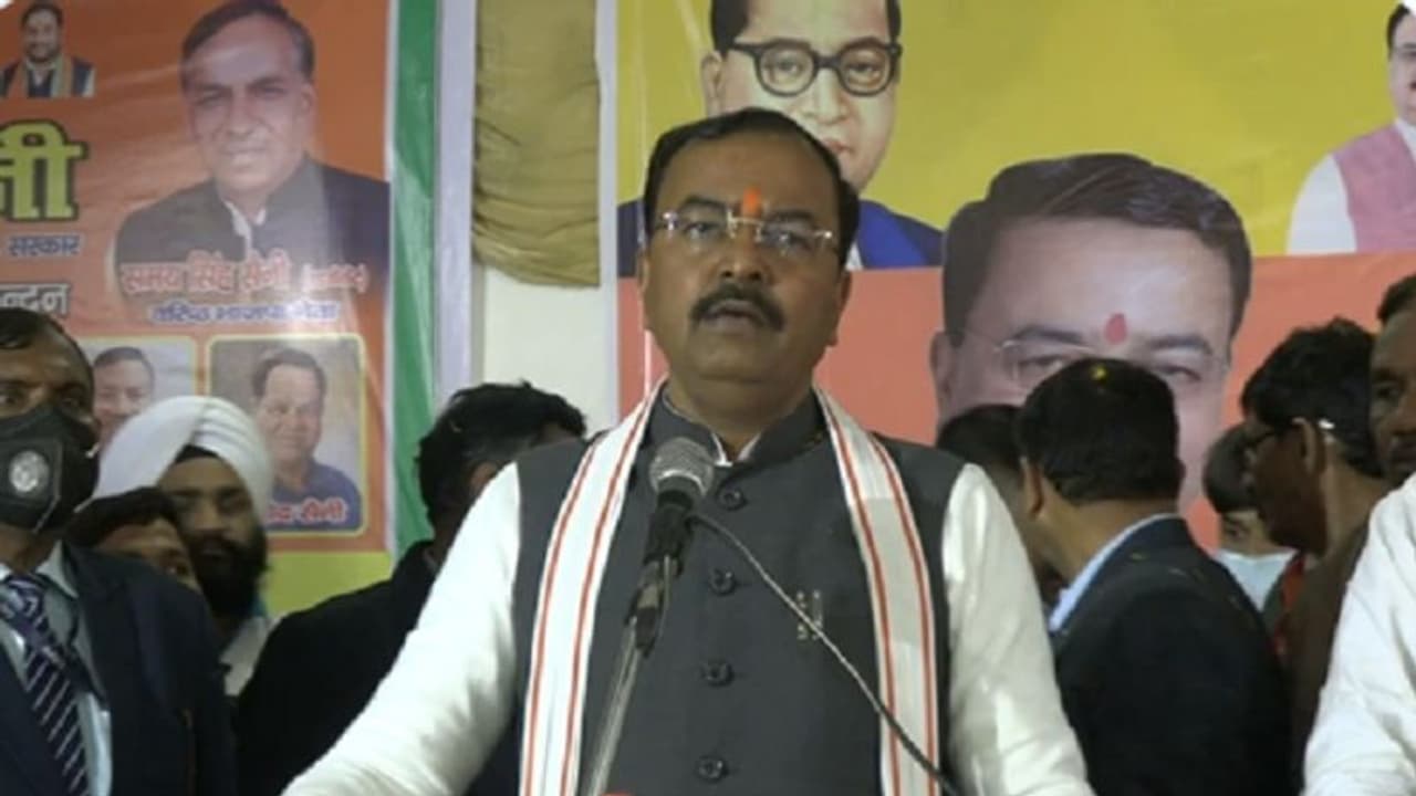 केशव प्रसाद बोले यूपी चुनाव में 400 सीटें जीतने का दावा करने की आज विपक्ष हिम्मत नहीं जुटा पा रहा