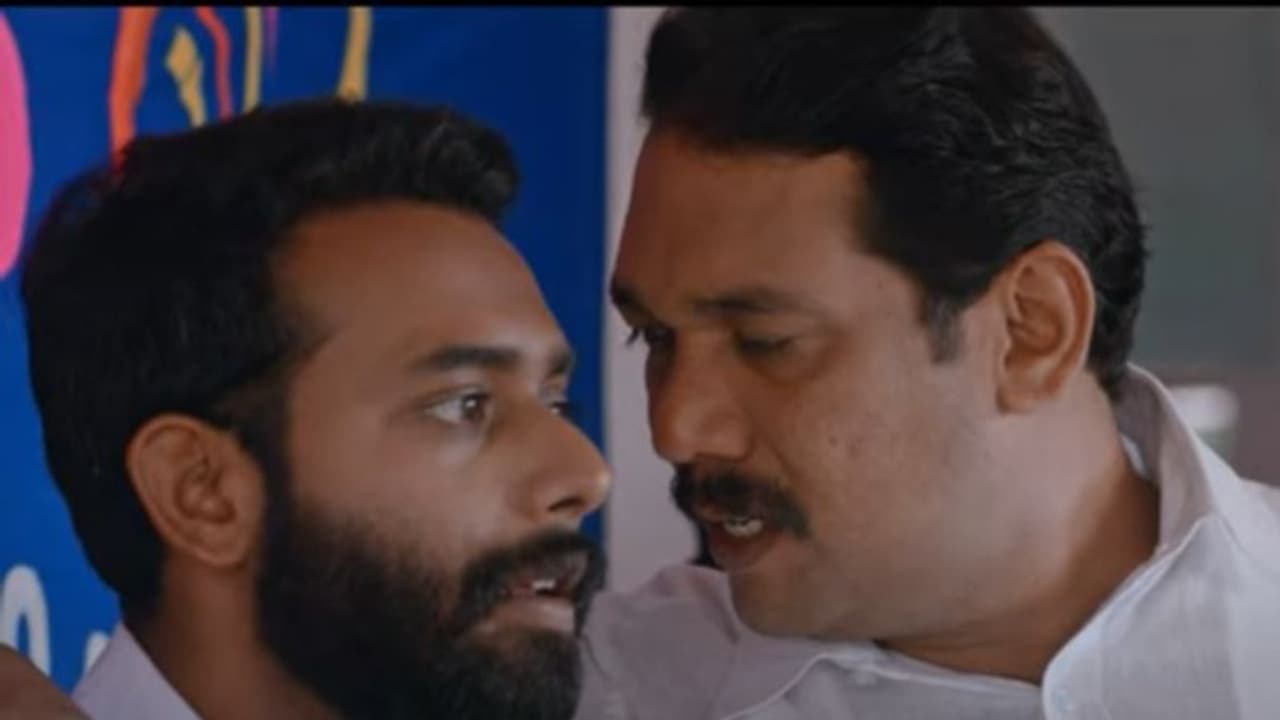 Member Rameshan 9aam Ward : രാഷ്ട്രീയക്കാരനായി അർജുൻ അശോകൻ; 'മെമ്പർ രമേശൻ' ടീസർ പുറത്ത് Member Rameshan 9aam Ward : രാഷ്ട്രീയക്കാരനായി അർജുൻ അശോകൻ; 'മെമ്പർ രമേശൻ' ടീസർ പുറത്ത്