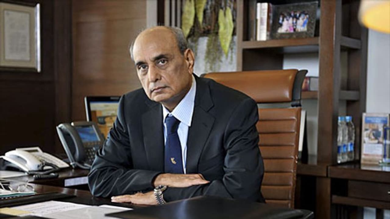 பாகிஸ்தானை இந்தியாவால் மட்டுமே காப்பாற்ற முடியும்.. சொந்த நாட்டுக்கு புத்தி சென்ன கோட்டீஸ்வரர்.