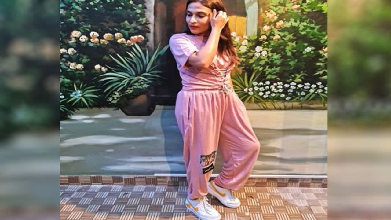 Aishwaryaa Rajinikanth कोरोना मुक्त होने के बाद लौट रही हैं काम पर, इस म्यूजिक वीडियो को करने जा रही डायरेक्ट