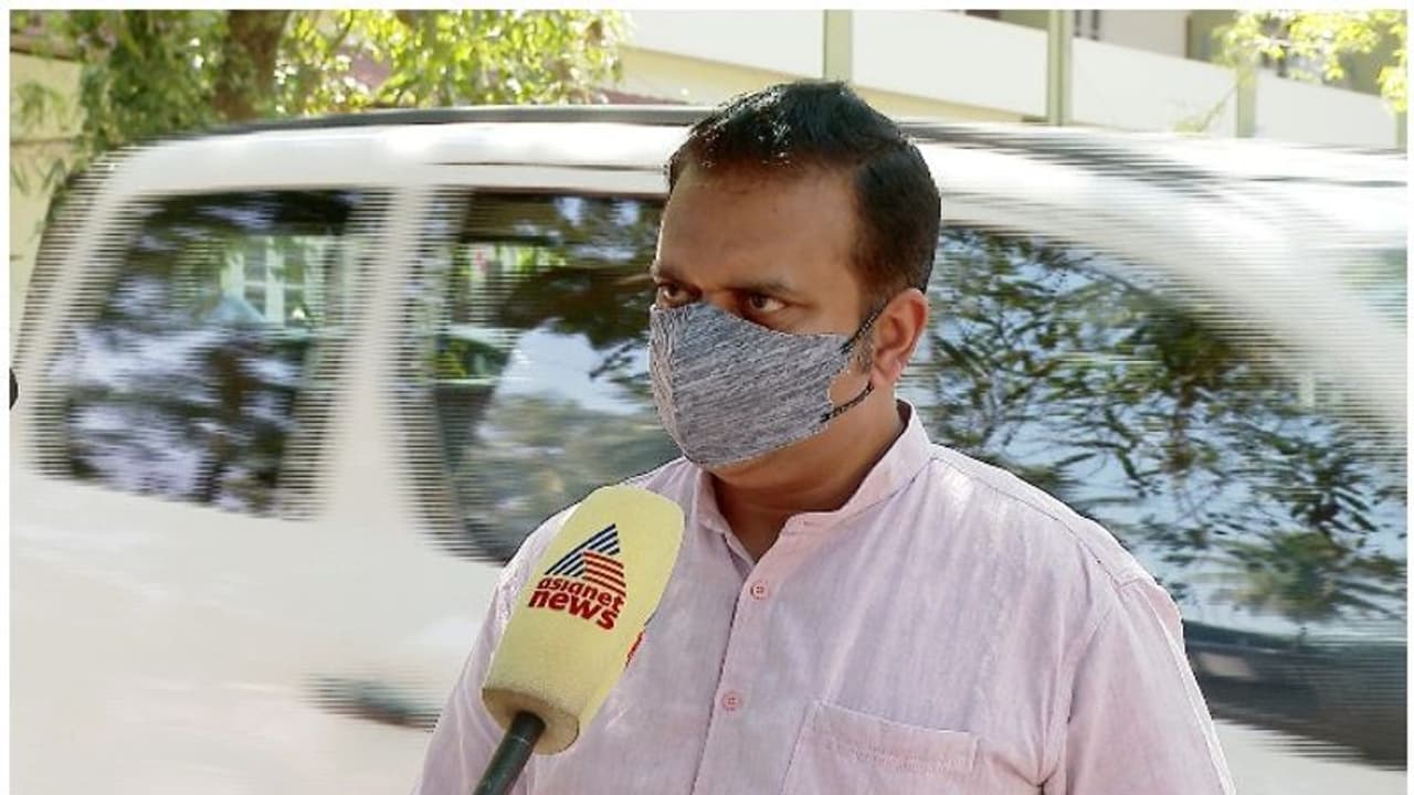 ഭൂമി തരംമാറ്റം; വന്കിട നിര്മാണങ്ങള് അരങ്ങുതകര്ക്കുമ്പോഴും സാധാരണക്കാരന് നീതി അകലെ; കേൾക്കാം ദേവരാജിനെ ഭൂമി തരംമാറ്റം; വന്കിട നിര്മാണങ്ങള് അരങ്ങുതകര്ക്കുമ്പോഴും സാധാരണക്കാരന് നീതി അകലെ; കേൾക്കാം ദേവരാജിനെ