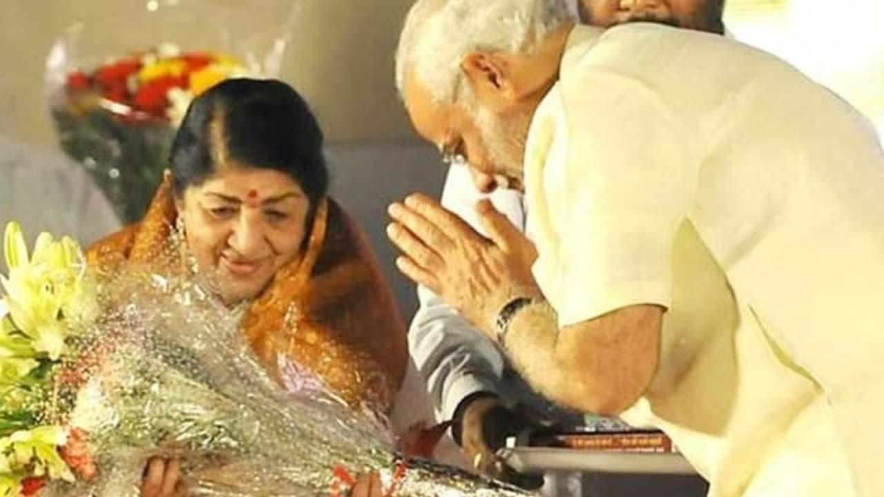 'এই শোক ভাষায় প্রকাশ করতে পারছি না', লতা মঙ্গেশকরের প্রয়াণে শোকপ্রকাশ প্রধানমন্ত্রীর 'এই শোক ভাষায় প্রকাশ করতে পারছি না', লতা মঙ্গেশকরের প্রয়াণে শোকপ্রকাশ প্রধানমন্ত্রীর